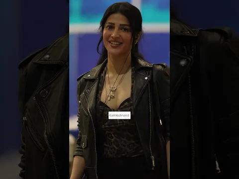 shruti Haasan papped at airport