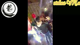 اجدد لايف       اه من الزمن دة عجيب ملهوش عزيز وحبيب   متجمعين كلكو والغل علي وشكو احمد موزة        دندنها