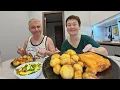 Download Lagu Мукбанг наготовила ВКУСНЯТИНЫ на НОВОЙ кухне, Вован чуть СЛЮНЯМИ не подавился) Болтаем Семейный ужин