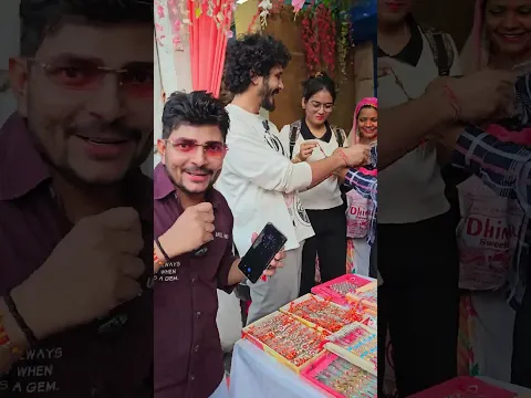 5 मिनट में लड़कियों से सबसे ज्यादा राखी बंधवाओ