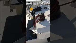 Tiller-steering on a lightweight catamaran. Would you like to try it? #catamaransailing #catamaran