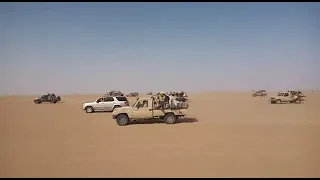 this is how people travel from agadez to libya by the sahara desert