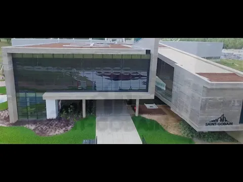 Regardez Saint-Gobain 360 ans – Brésil : centre de R&D à Capivari sur YouTube.
