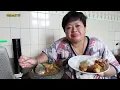 Download Lagu Pecel kacang panjang vs Brutu Ayam crispy ‼️ Sulastri 15 makan siang , Tkw Taiwan.