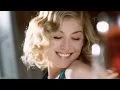 Rosamund Pike