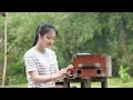 Lagu Talented 18-Year-Old Girl Repaired And Restored A Speaker For An Elderly Woman. Amazing!