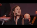 Brandon Lake’s Heartfelt Performance of “Graves Into Gardens” at the Charlie Kirk Memorial Revival