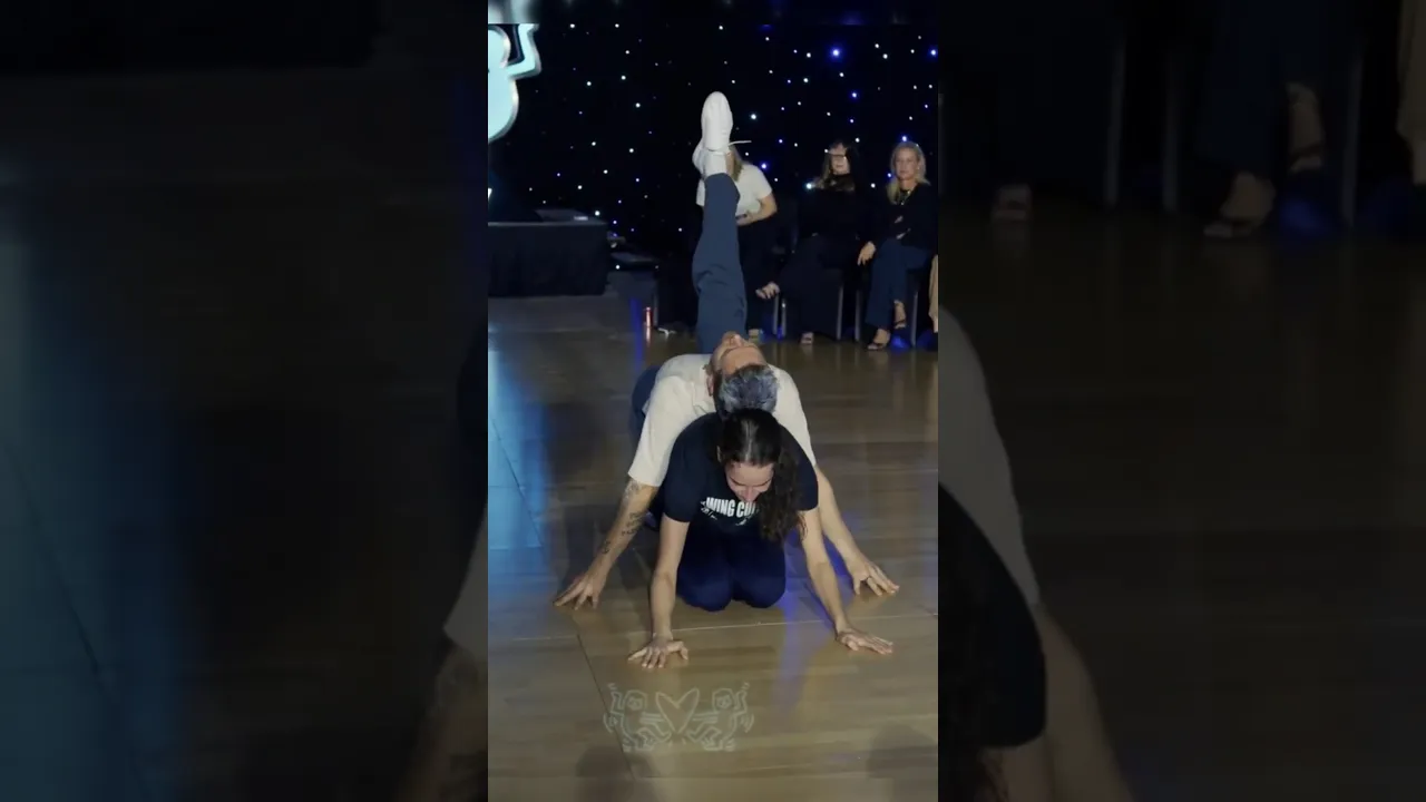 Swing dancing meets Contemporary 😮 #improv #westcoastswing