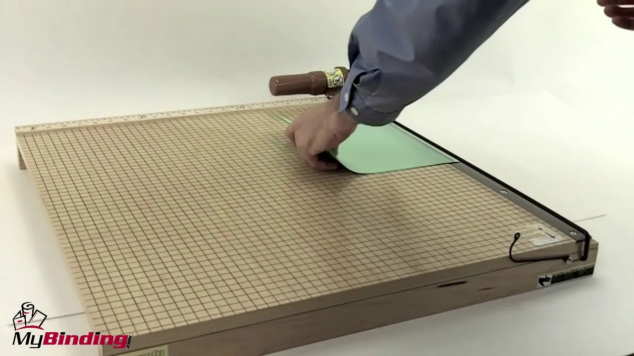 How To Use A Guillotine Paper Cutter