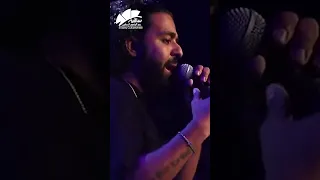 عمرو حسن مر بشوراع تشبه جدا شايل في قلبه ذكريات فاتت شايل مشاعر حب ها وماتت 