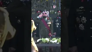 انظروا إلى جمال وهيبة قائدنا المفدى سيدنا أبو حسين ابو حسين الملك عبدالله الثاني الامير حسين 