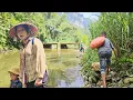 Download Lagu The man following behind the mother and child startled them