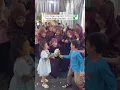 Lagu Kok yang menang bunga pangantennya anak kecil 🤣
