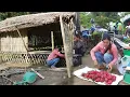 Download Lagu The girl went to sell fruit and continued to complete the house