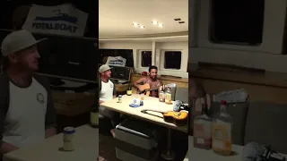 Unique version of Valerie – Amy Winehouse on a yacht!