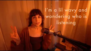 dodie is live streaming for some reason
