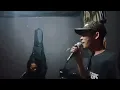 Download Lagu music video official.REVALEAS menghilang Tak berarti