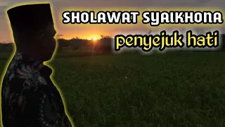 Download SHOLAWAT SYAIKHONA LIRIK BAHASA ARAB (Menyejukkan Hati) MP3