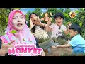 Download Lagu MAMATA IS SHOCKED BECAUSE DIEGO FEED A WILD MONKEY WITH HIS HAND😱 DINAR DANISA IS SCARED😭 #trending