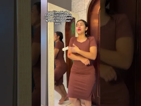 Quando tomo injeção e vou colocar curativo no dia menos atenta #comedy #humor #funny