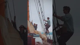 Sailing Tally Ho with @SampsonBoatCo @findingsimon @SailingMagicCarpet