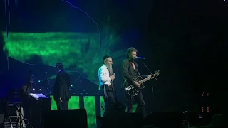 אברהם פריד מארח את אמיר דדון ע ל ה ק ט ן ש ל י 