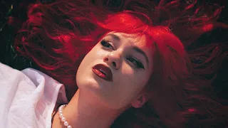 Naomi Prie x What’s Up - Soare și pamant