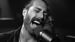 Jonathan Roy Keeping Me Alive Live Acoustic Performance 