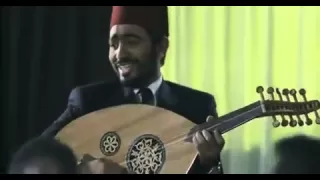                                                   تامر حسني لاول مره دندنها