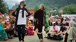 kashmiri song nashat shalimar celebrating 79th independence in high secondary boniyar