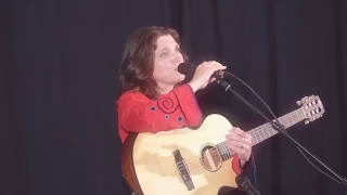 Концерт Елены Фроловой Париж 01 07 2017 Старый бард Вода как пламень Белый А 