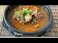 Download Lagu Korean Spicy Beef Soup: Yukgaejung