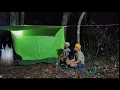 Horror camping!!! Daring to spend the night under a large haunted tree, Wahid was taken by a ghos...