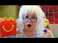 McDonalds Challenge Cheeseburger Happy Meal Lucky Day Ring Claw Machine Soda