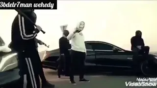 رجاله بي طرح هنحطلها ميكب 