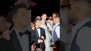 العروسة ليلي زاهر وعريسها هشام جمال قمر اوي وهما بيهزروا بسبب اغنية اختياراتي لـ احمد سعد  العروسة ليلي زاهر وعريسها هشام جمال قمر اوي وهما بيهزروا بسبب اغنية اختياراتي لـ احمد سعد