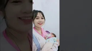 nongol menyusui bayi hari pertama puasa brestfeeding busui 