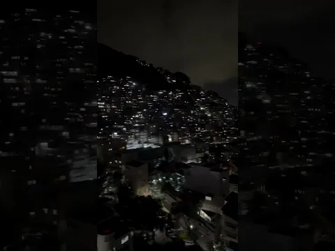 mc cabelinho mostrou a paisagem de noite da favela aonde foi criado🔥💥