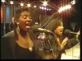Download Lagu Vaya con dios  - Nah neh nah (live at a festival)
