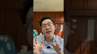  อะไรคือสาเหตุที่ทำให้เกิดความวิตกกังวลตามที่กล่าวในวิดีโอ 