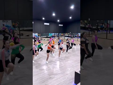Senam aerobik asik fesya sahara #fesyasahara #senam #aerobic #workout