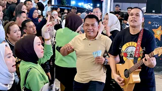 Bos dari Pekan Baru Indonesia Turun Menari | Bob auto banyak dapat Saweran Duit Indonesia"