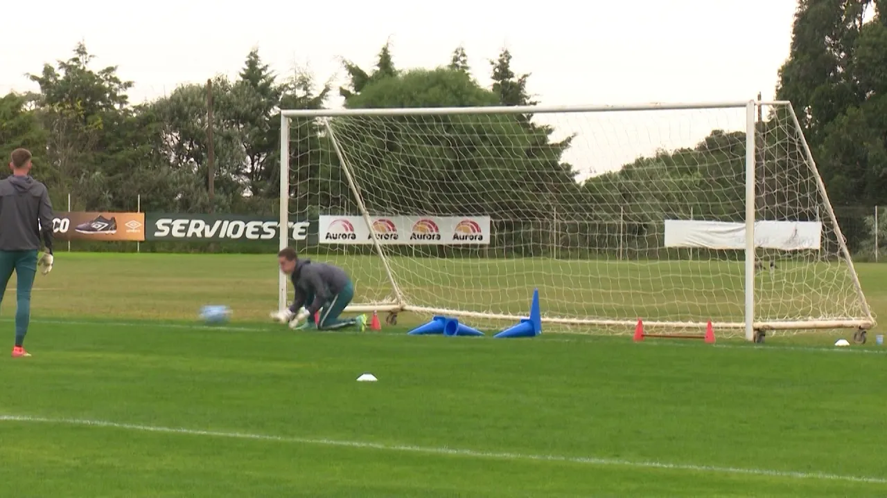 Chapecoense encara o Tombense para se afastar do Z-4