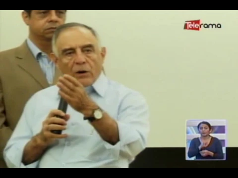 Paco Moncayo presenta plan de gobierno