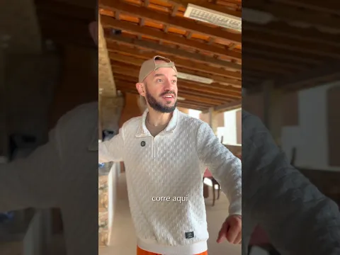 Olha o que apareceu no sítio!! 🦜🐿️
