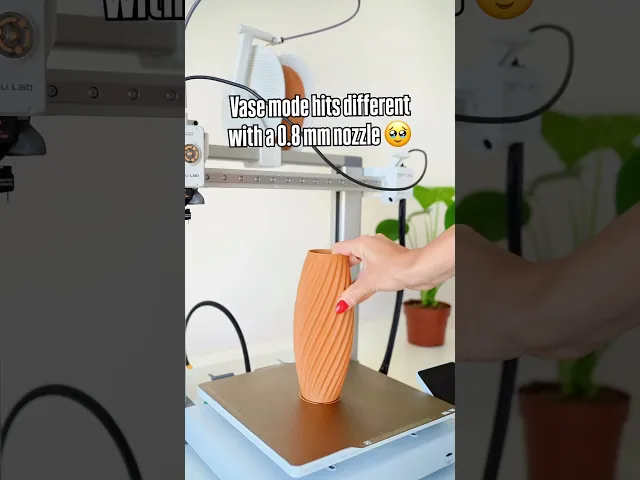 TEXTURIA vases video thumbnail