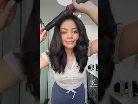 Download MP3 Tiktok Viral Revlon One Step Blowout Curls! 😱