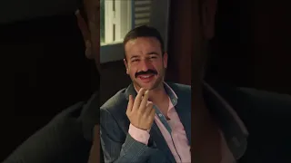 علي باب العمارة   اهرب من رجلك اروح علي فين يا جوجو استري رجلك بقي    دندنها