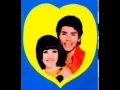 Download Lagu Titiek Sandhora \u0026 Muchsin - Cinta Tak Bertepi