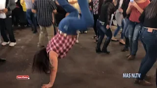 esta chica si se paso de honda con su baile en el mercado de modesto ca